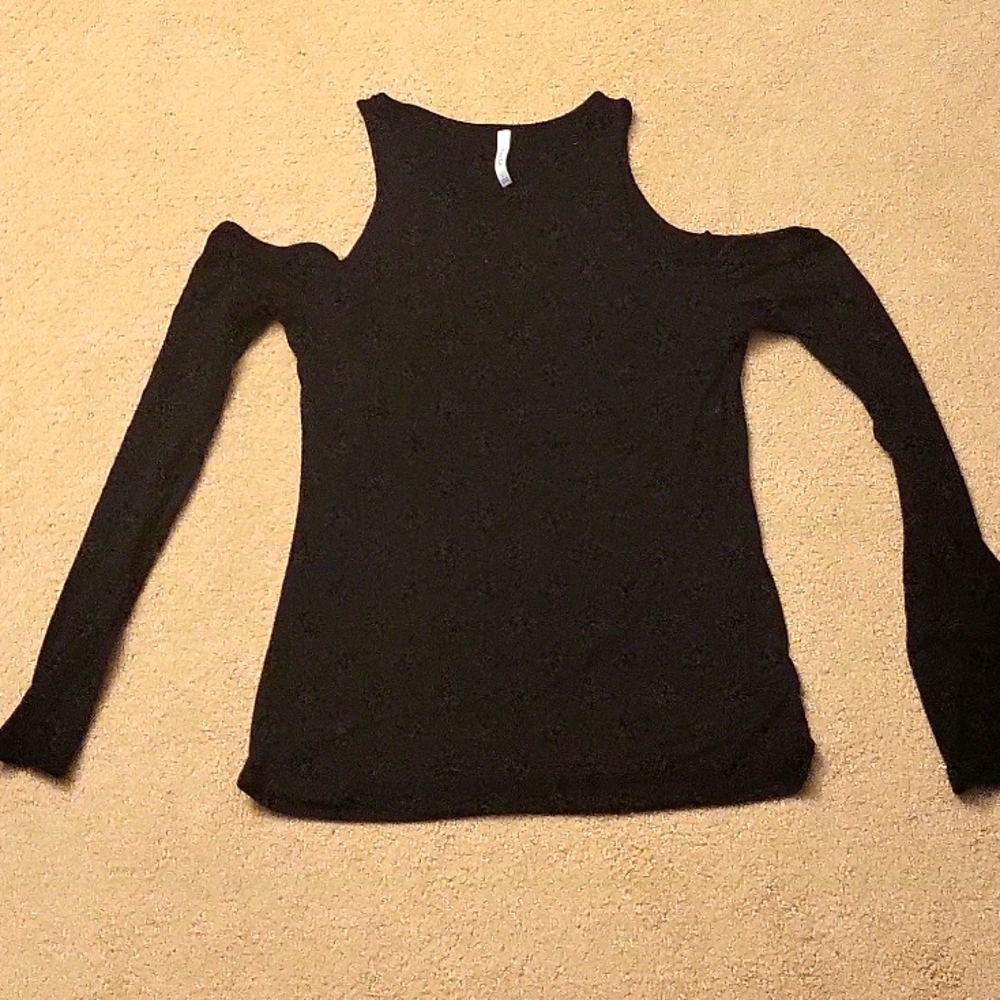 Black shirt